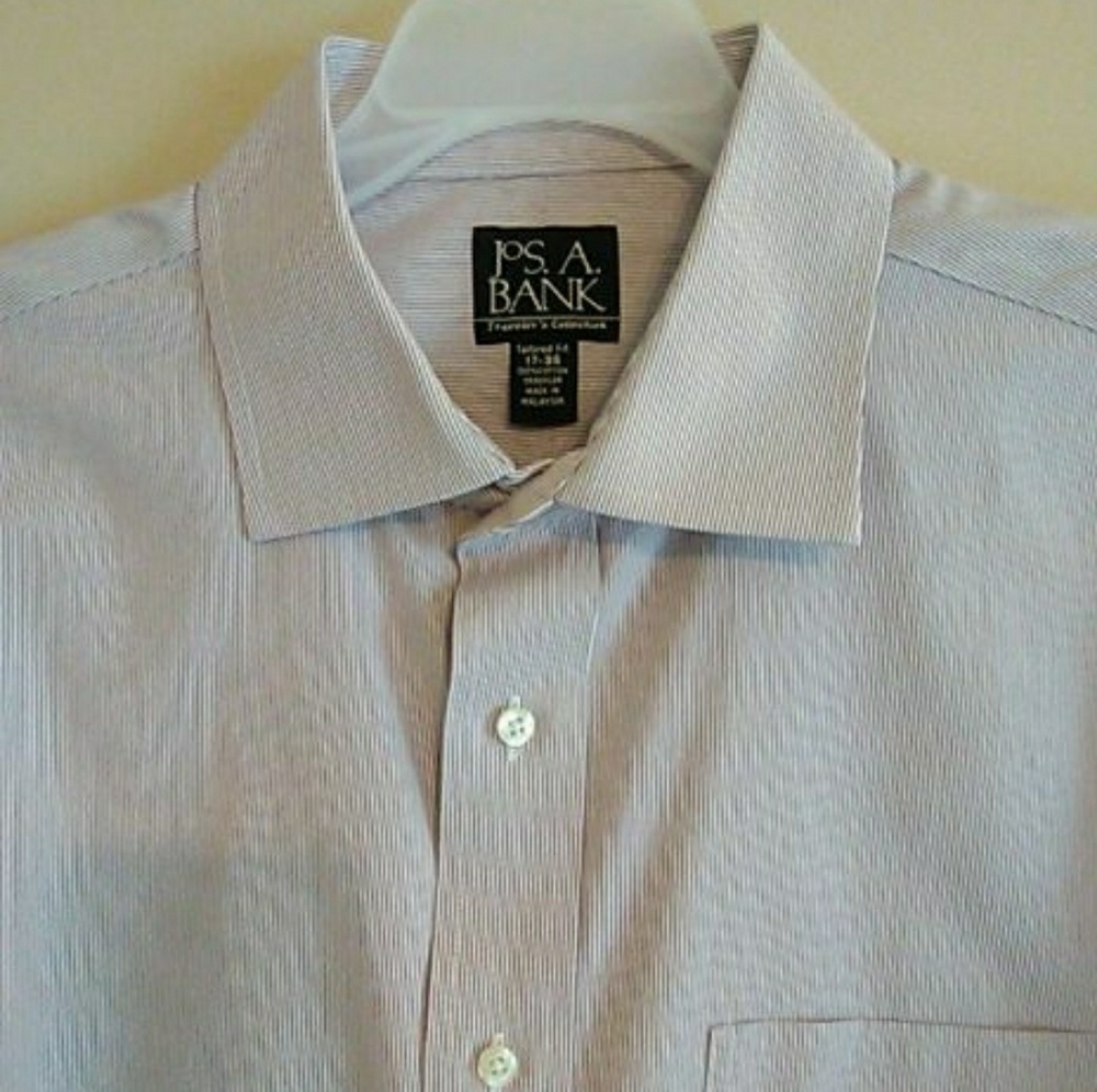 Jos A Bank men's button-down long sleeve shirt